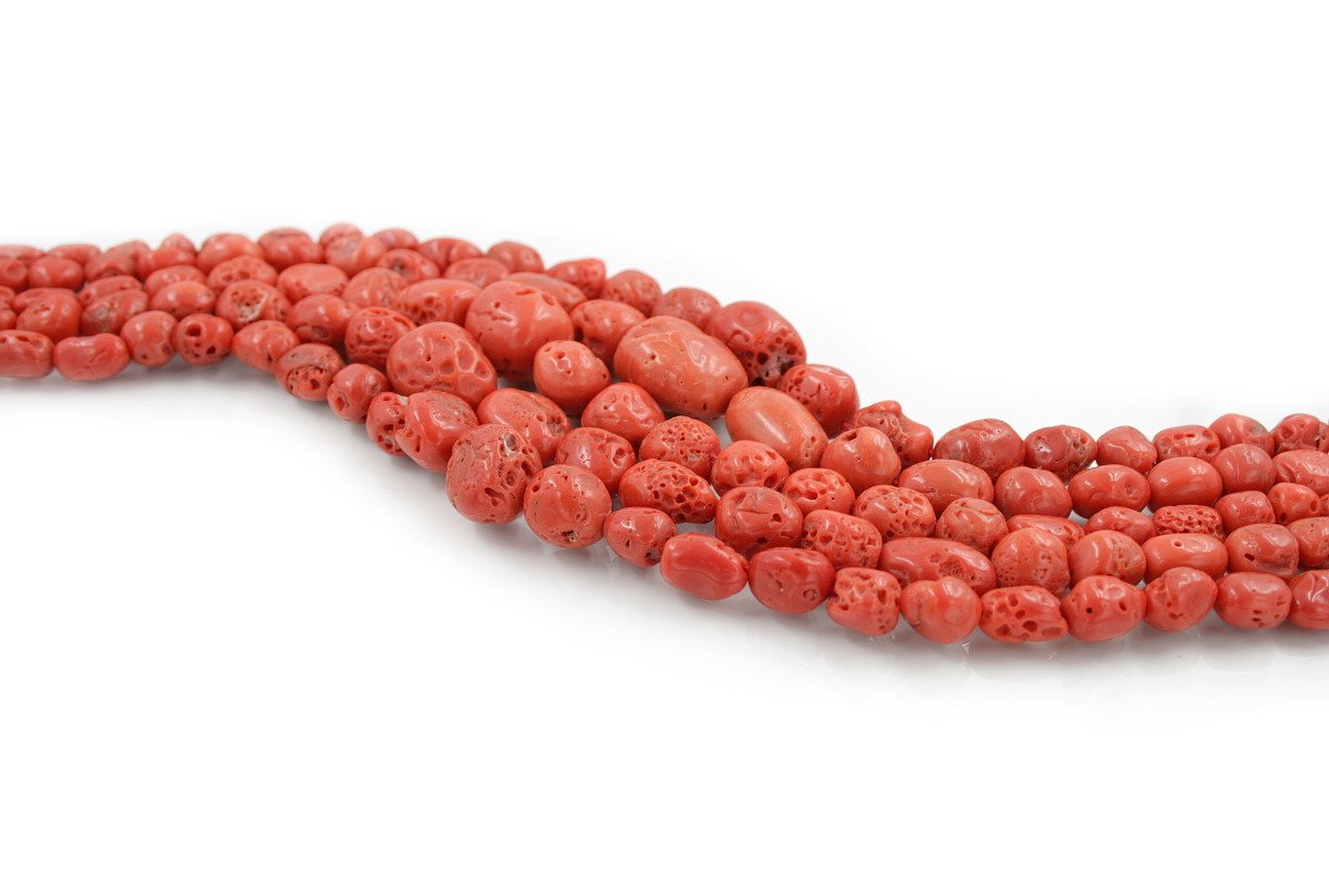 Corallo Mediterraneo fili sassi a gradazione