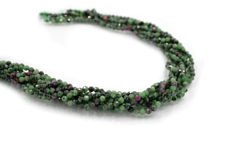 Ruby-Zoisite fili round sfaccettati 4mm