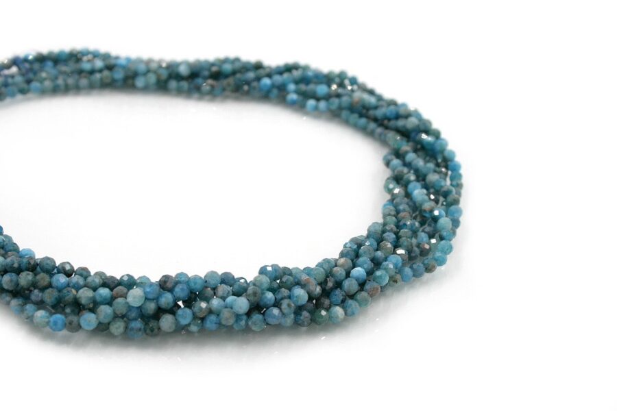 Apatite fili round sfaccettati 4mm