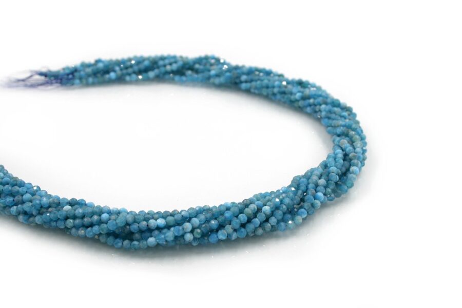 Apatite fili round sfaccettati 3mm