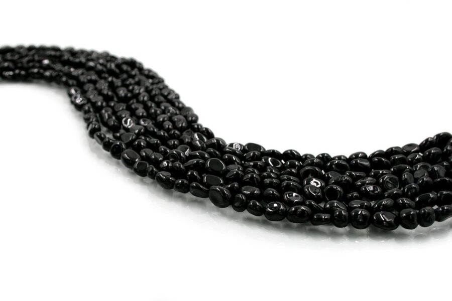 Agata nera fili sassolini +/- 9x5mm