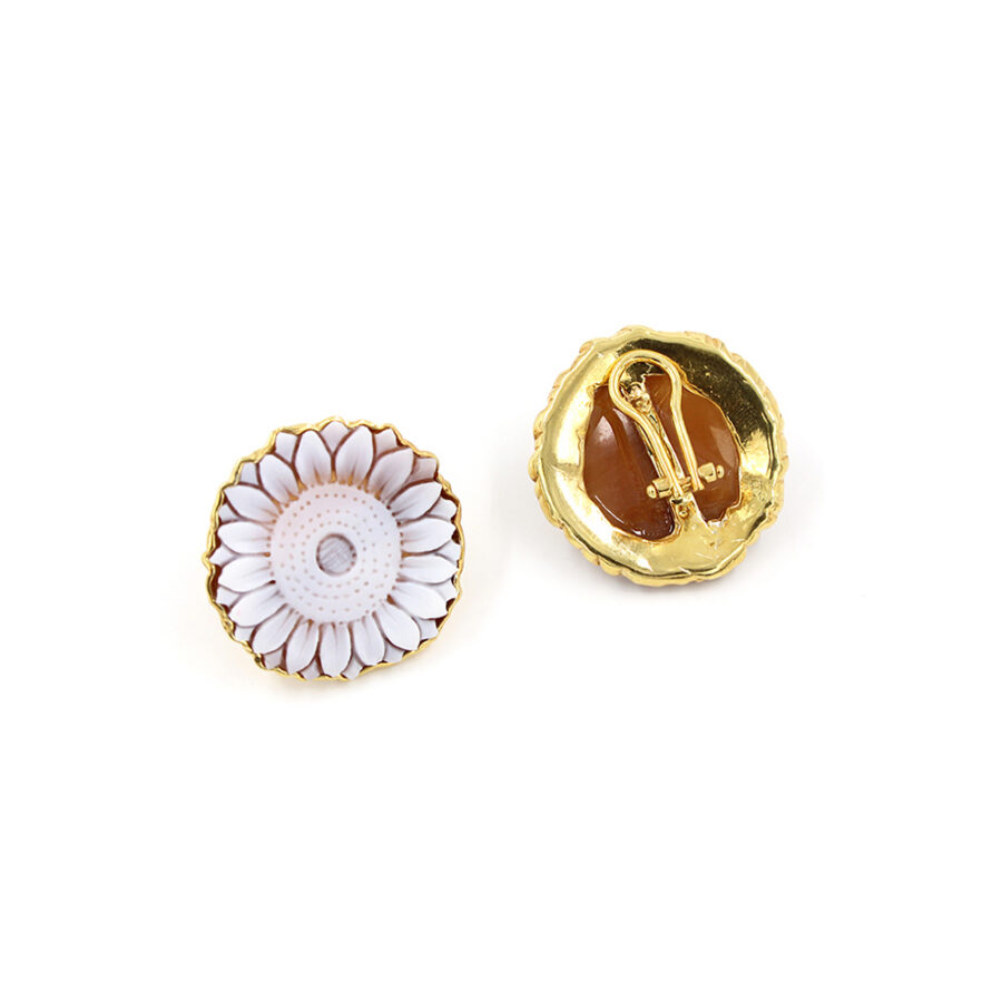 Coppie di orecchini in argento 925‰ con cammeo di conchiglia inciso a mano – Dorato - immagine 2