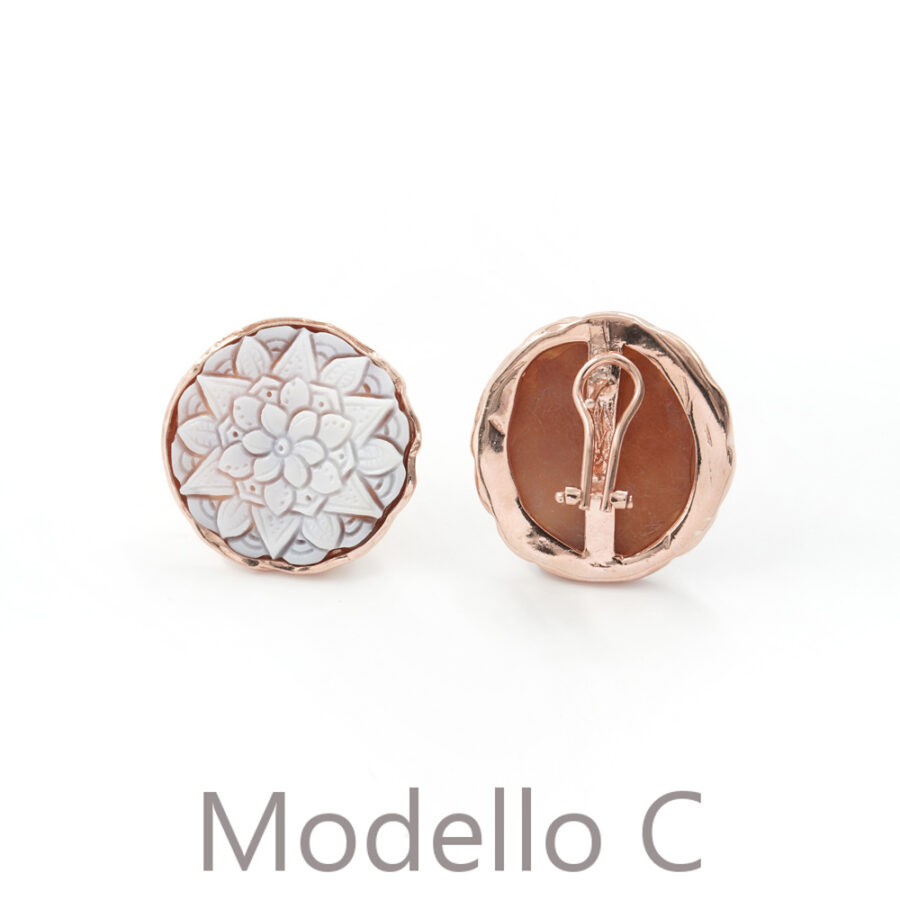 Coppia di orecchini in argento 925‰ cammeo di conchiglia inciso a mano – Rosato - immagine 3
