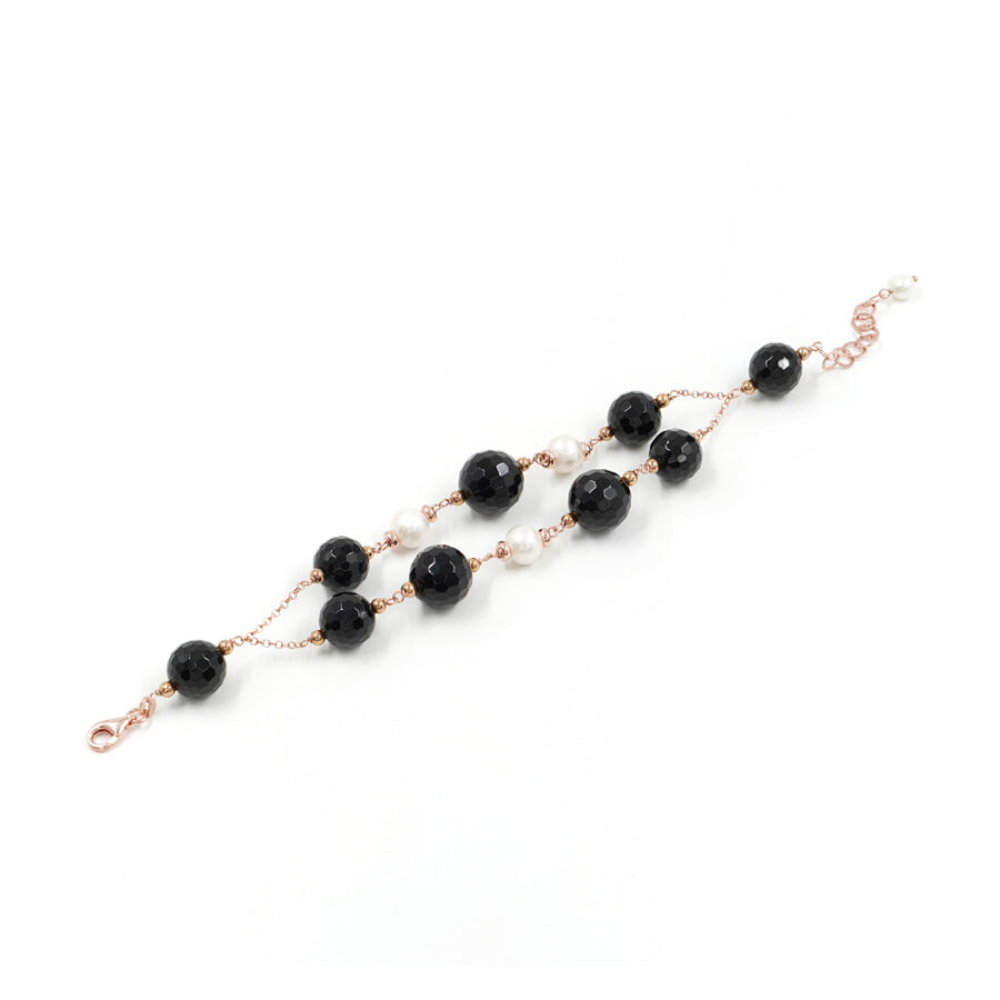 Bracciale ammagliato con filo di argento 925 agata nera e perle e chiusura in argento – Rosato