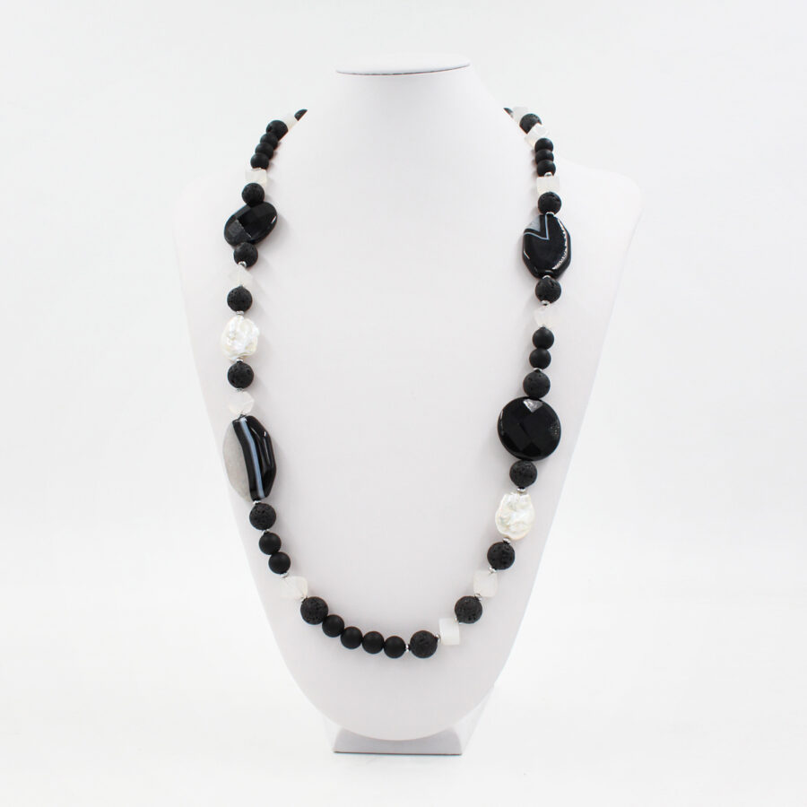 Collana in agata nera e striata, lava, agata bianca naturale, ematite e chiusura in argento 925‰ - immagine 3