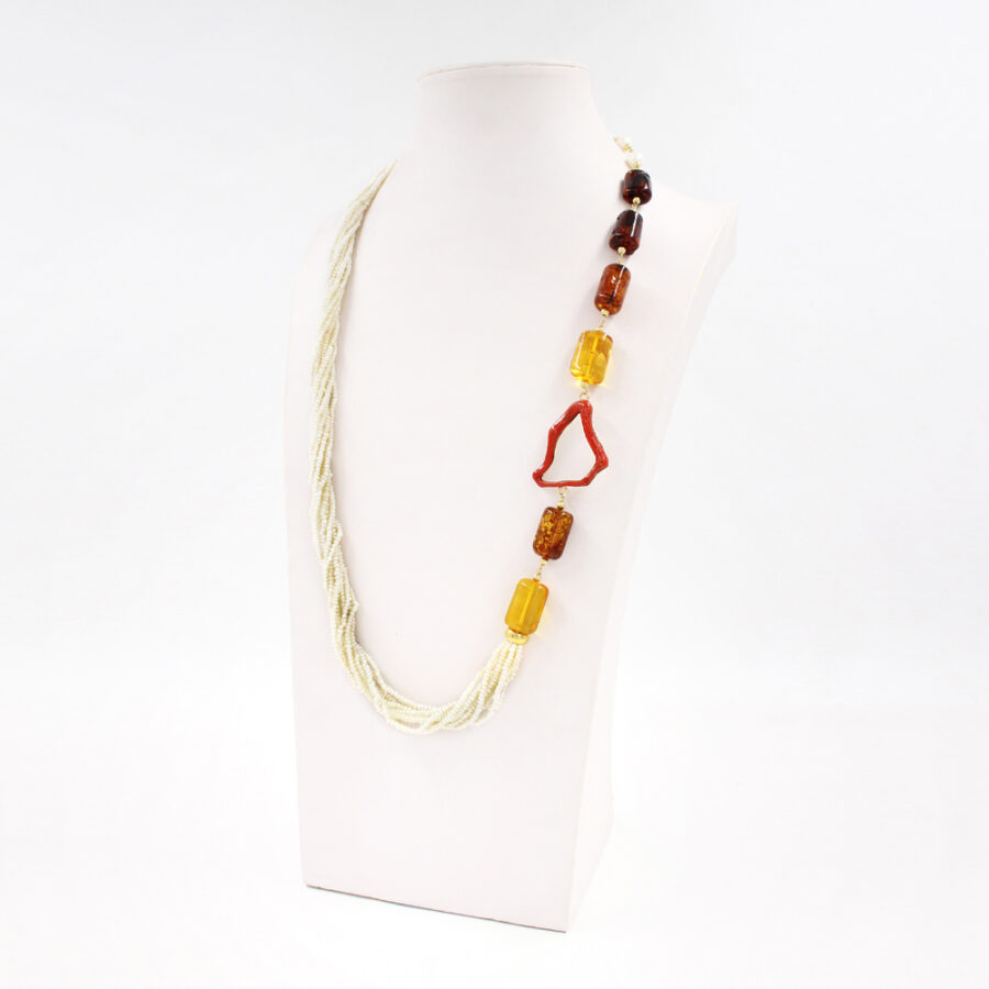 Collana Multifilo con torchon di microperle perle tonde, barilotti di ambra, con elemento di corallo e chiusura in argento 925‰ - immagine 2