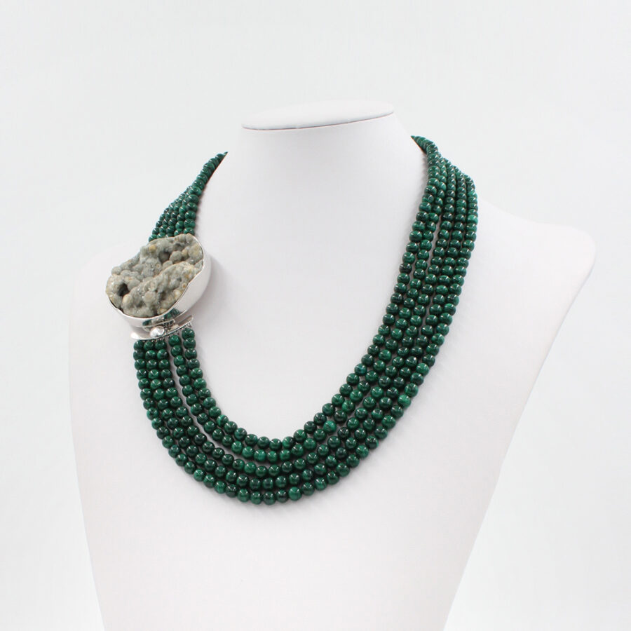 Collana Multifilo con malachite e elemento di agata druse in chiusura in argento 925‰