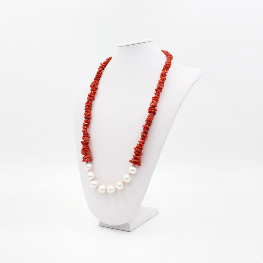 Collana con chips di corallo rosso, perle, e elementi e chiusura in argento 925‰ - Rosato