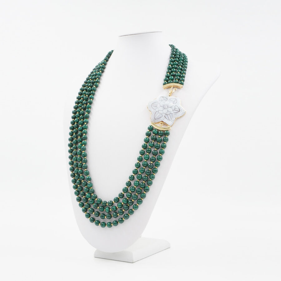 Collana Multifilo con malachite e cammeo in chiusura in argento 925‰ – Dorato