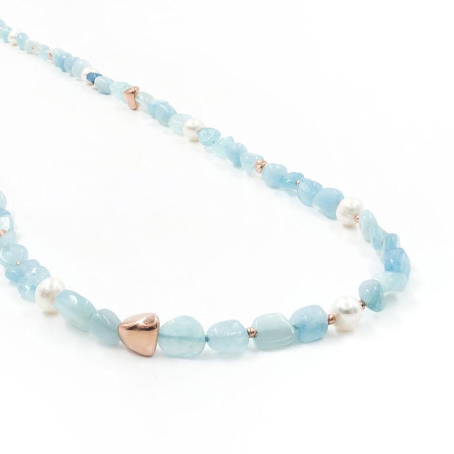 Collana con sassi di acquamarina, perle e elementi e chiusura in argento 925‰ – Rosato