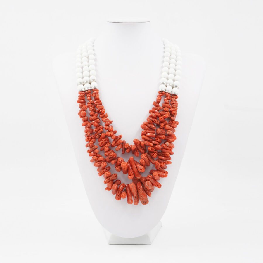 Collana Multifilo con agata bianca, corallo e chiusura in argento 925 – Rodiato - immagine 2
