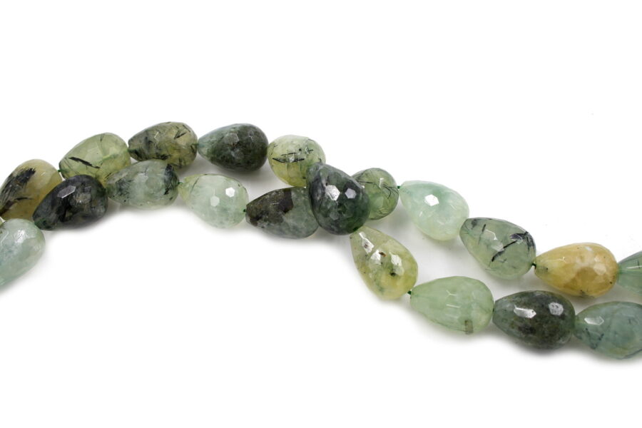 Quarzo verde tormalinato fili drop sfaccettati 22x16mm