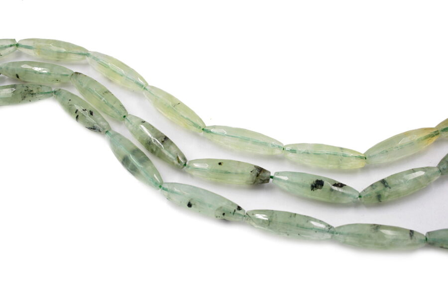 Quarzo verde tormalinato fili olive sfaccettati 35x10mm