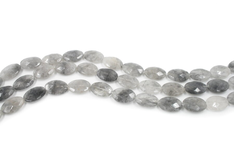 Cloudy quartz fili flat oval sfaccettati 25x18mm
