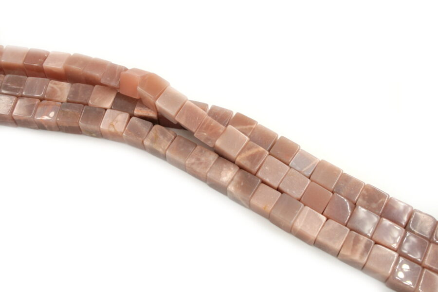 moonstone rosa fili dadi 12mm