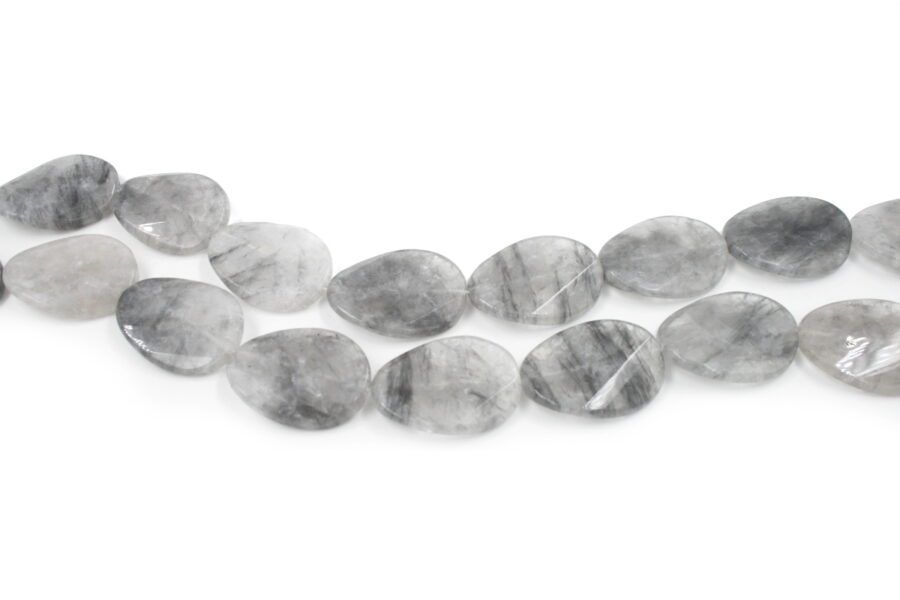 Cloudy quartz fili flat oval twist sfaccettati 40x30mm