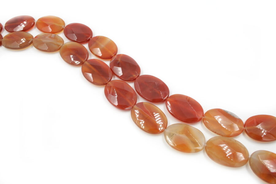 Agata rossa fili flat oval sfaccettata 35x25mm - Multicolor