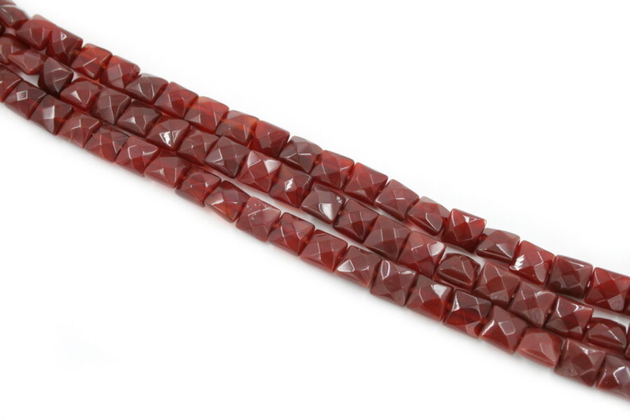 Agata rossa fili quadrati sfaccettati 10mm