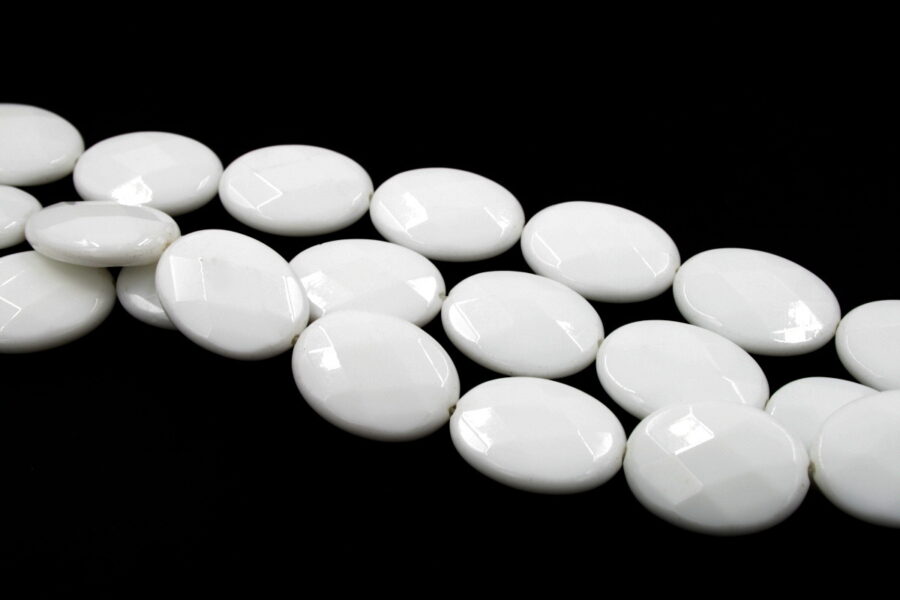 agata bianca fili flat oval sfaccettati 30x22mm