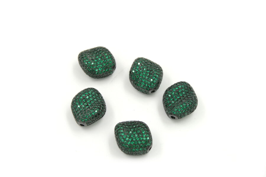 Sassi in ottone pave' di zirconi 20 x 15mm (verde)