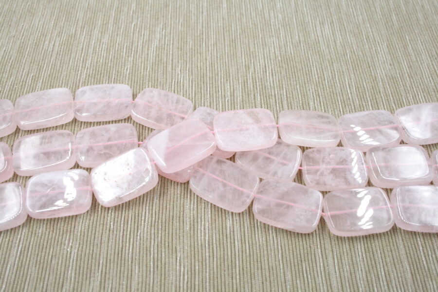 Quarzo rosa fili rettangoli 30x22mm