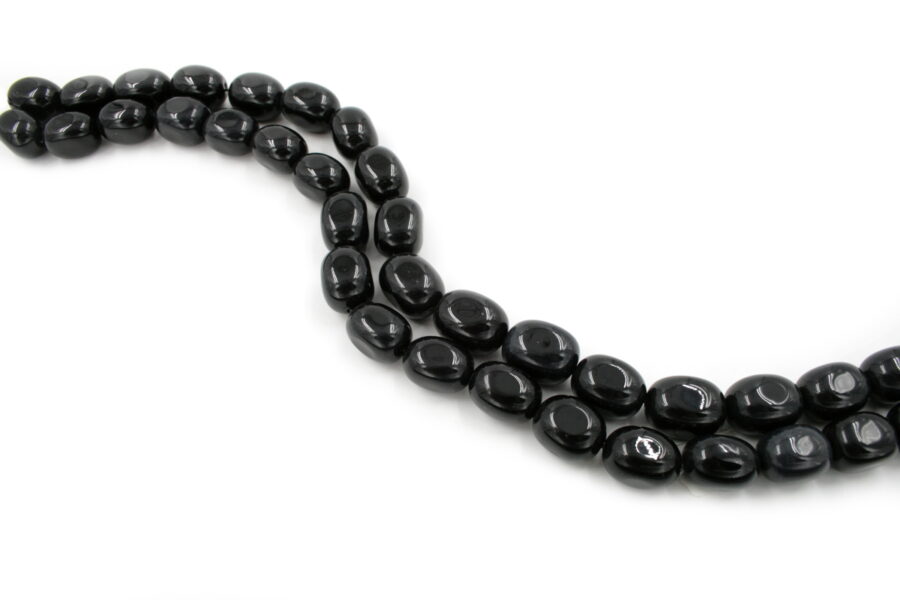 Agata nera fili sassi 18x13mm