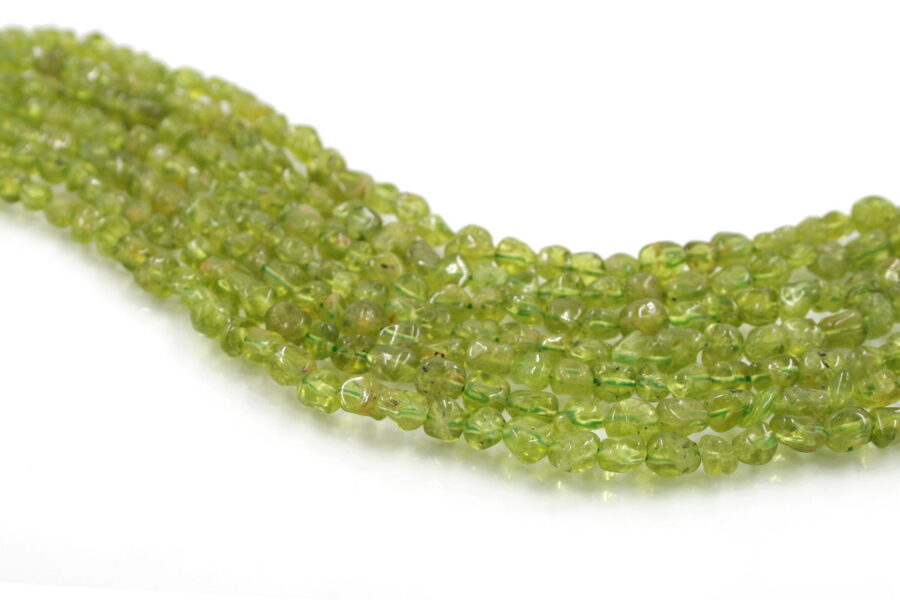 Peridoto fili sassi 7x5mm - immagine 2