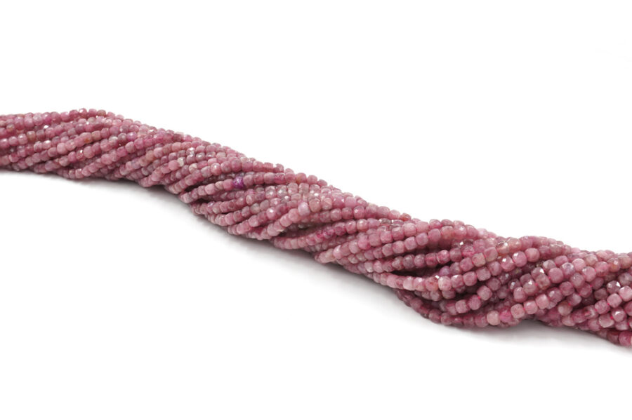Tormalina fili cubi sfaccettati 4mm - immagine 2