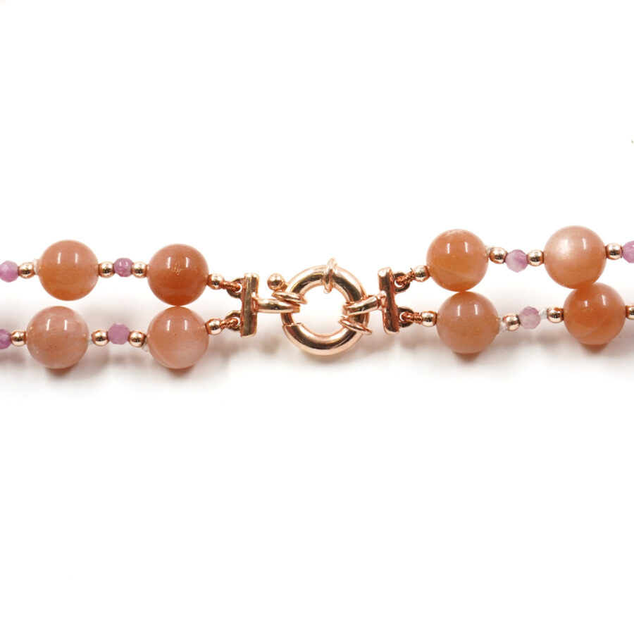 Collana Multifilo con pietra di Luna rosa, corallo bianco, ematite, chiusura in argento 925 – Rosato - immagine 3