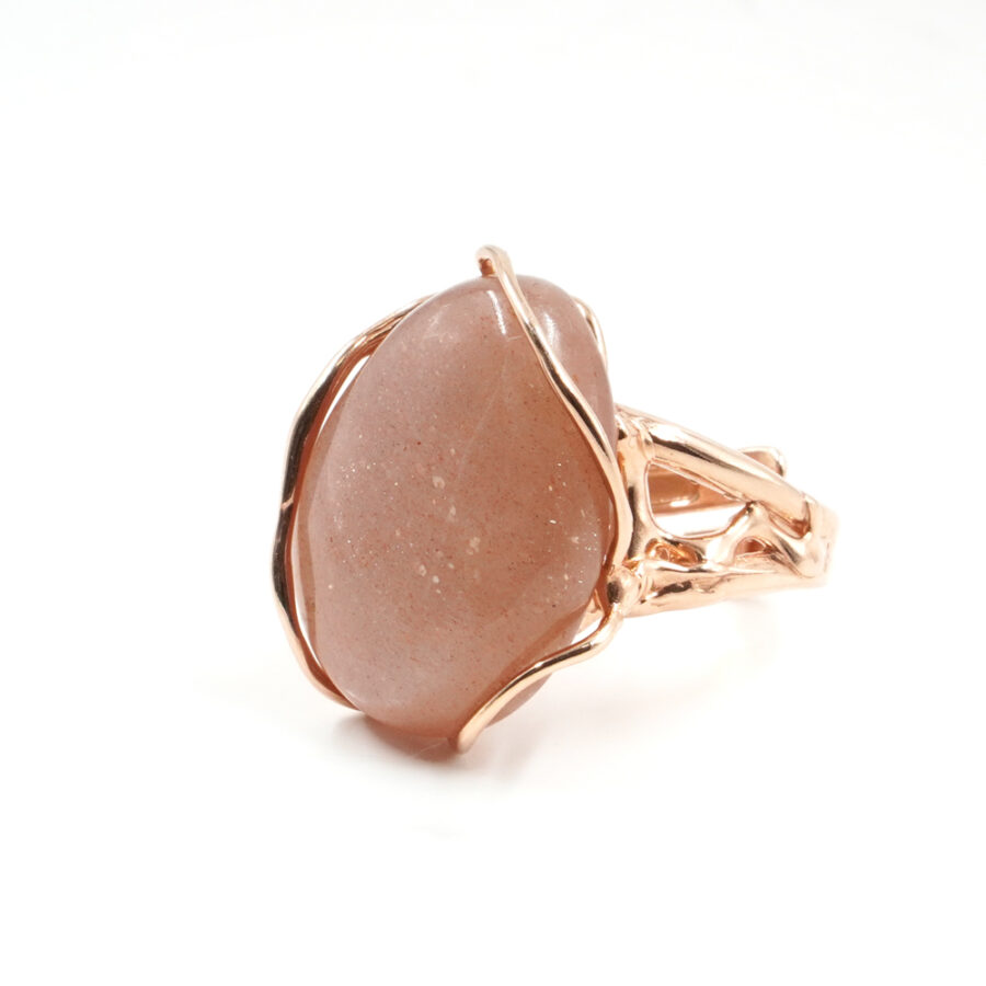 Anello in argento 925 con pietra di luna – Rosato