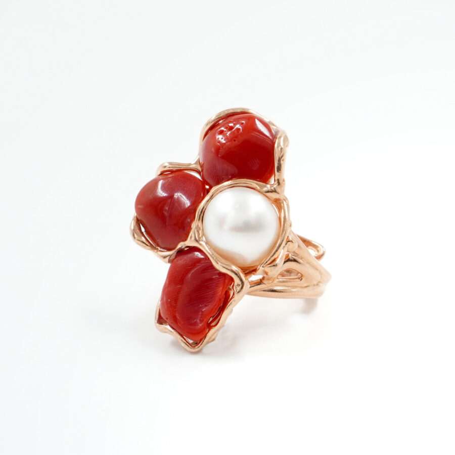 Anello in argento 925 con corallo, perla – Rosato