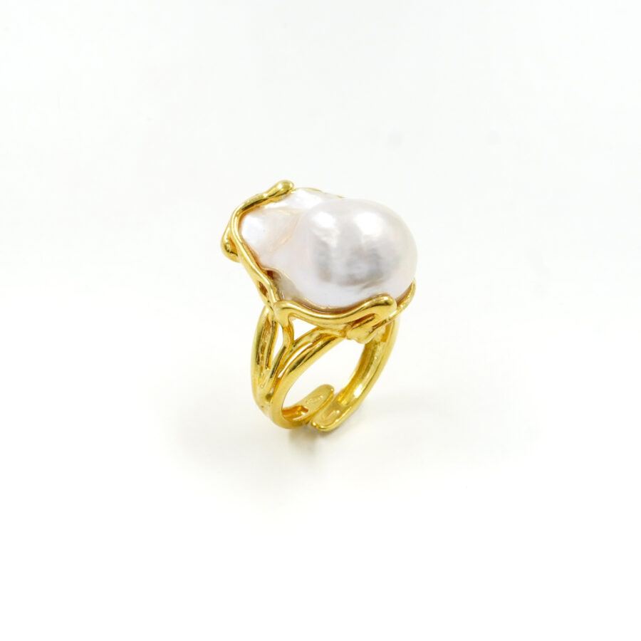 Anello in argento 925 con perla barocca – Dorato