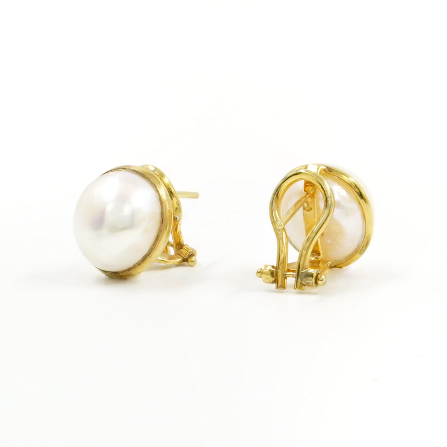 Orecchini in argento 925 con perla a bottone – Dorato
