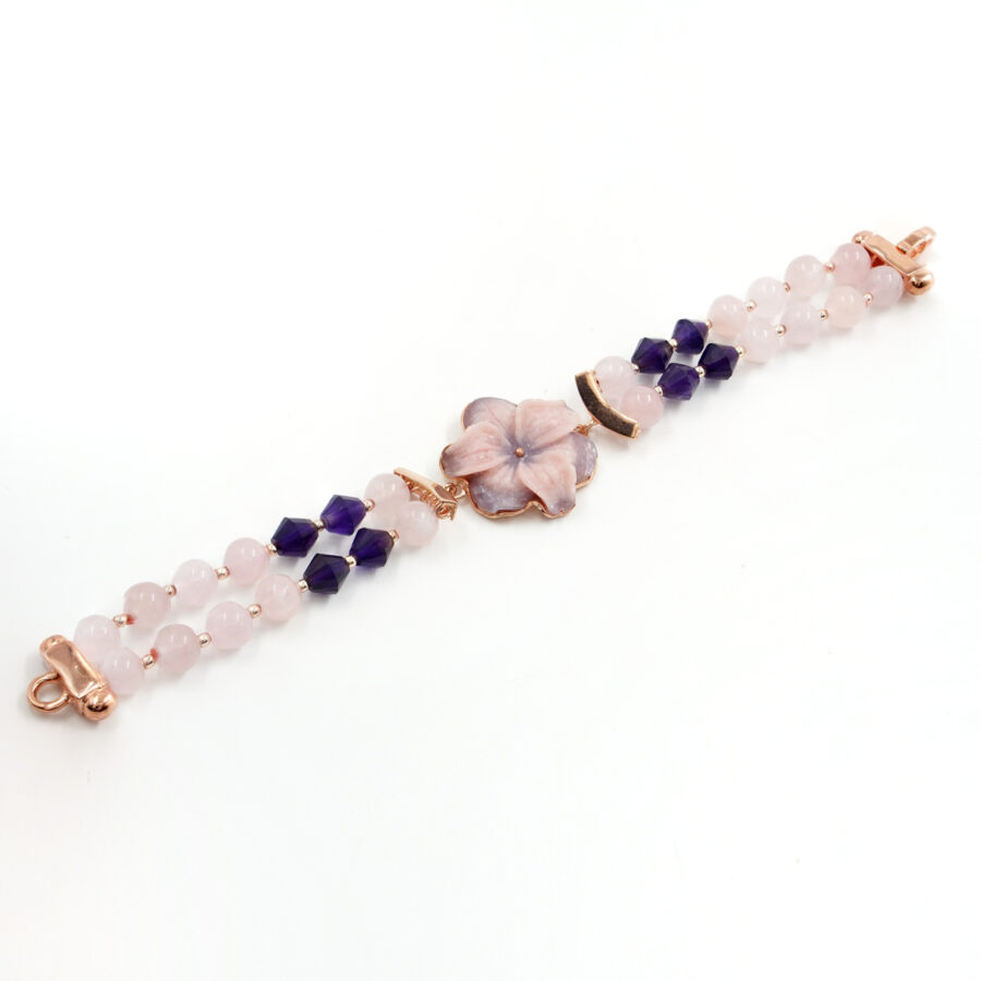 Bracciale Multifilo con ametista, quarzo rosa, fiore di pietra dura, ematite, chiusura in argento 925 – Rosato
