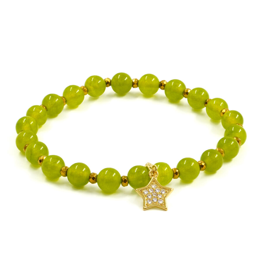 Bracciale Elastico con giada verde tinta, ematite, elemento in ottone dorato forma stella con zirconi
