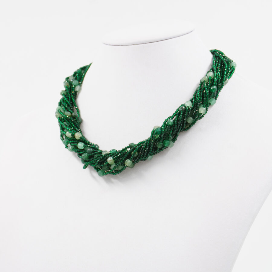 Collana Multifilo con zirconi verdi, quarzo verde, chiusura in argento 925 – Dorato