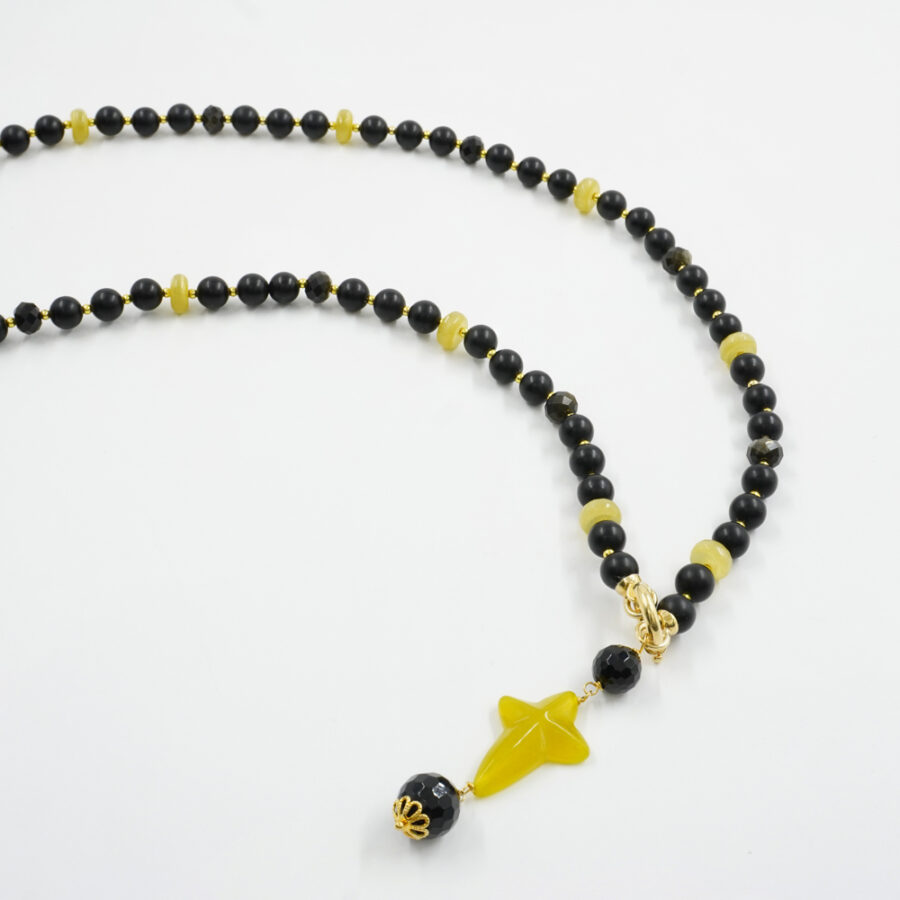 Collana con agata nera satinata, ematite, ossidiana gold, occhio di gatto, giada, chiusura in argento 925 – Dorato