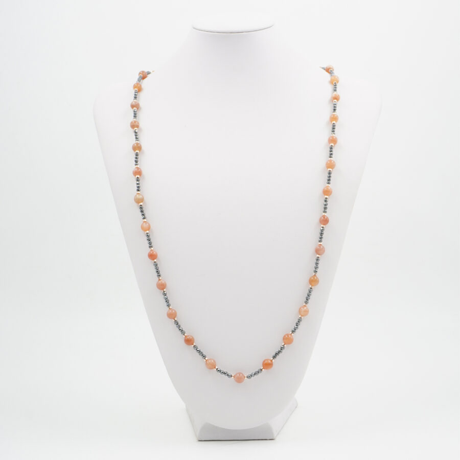 Collana con ematite, pietra di Luna, chiusura in argento 925 – Rodiato - immagine 3