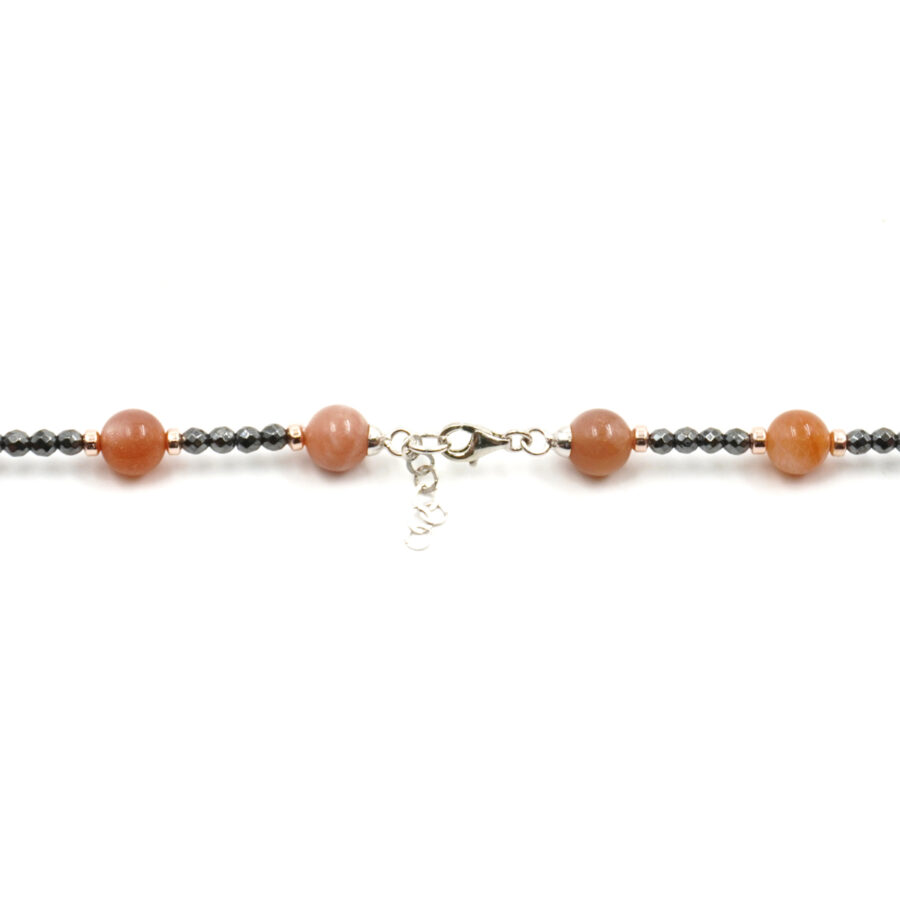 Collana con ematite, pietra di Luna, chiusura in argento 925 – Rodiato - immagine 4