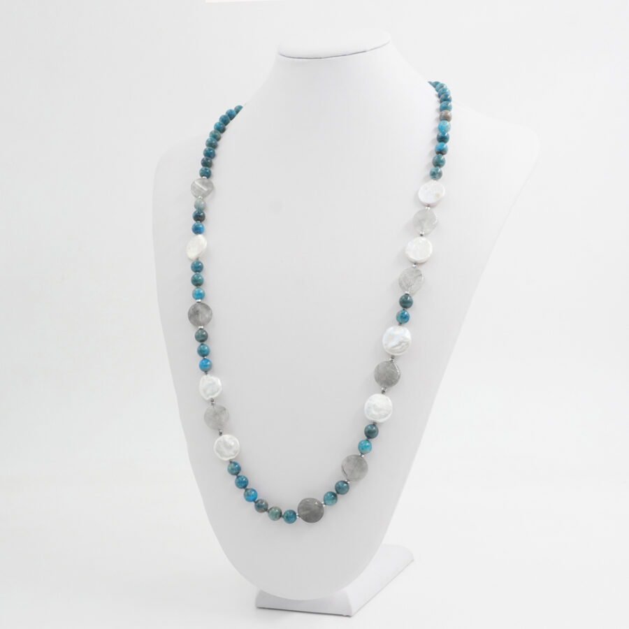 Collana con apatite, perla, quarzo grigio, ematite, chiusura in argento 925 – Rodiato