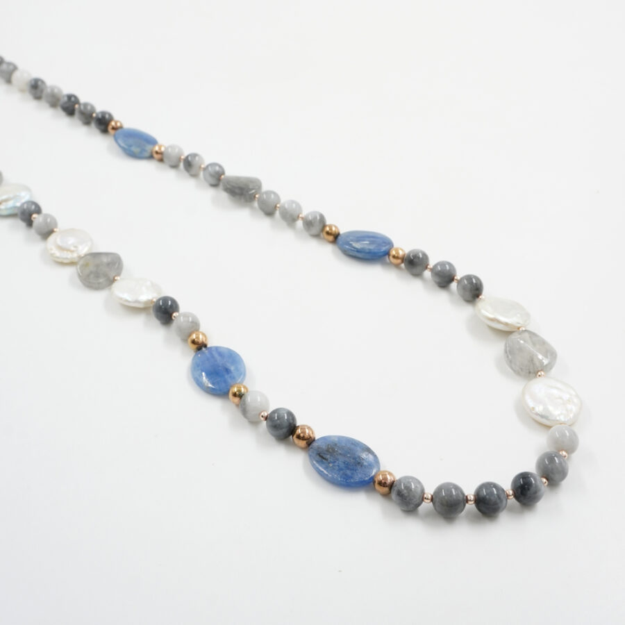 Collana con occhio d'aquila, cianite, quarzo grigio, perla, ematite, chiusura in argento 925 – Rosato