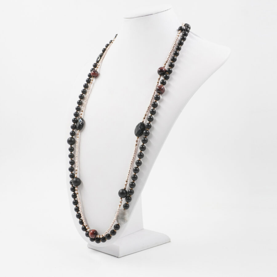 Collana Multifilo con agata nera, occhio di tigre rosso, quarzo grigio, ematite