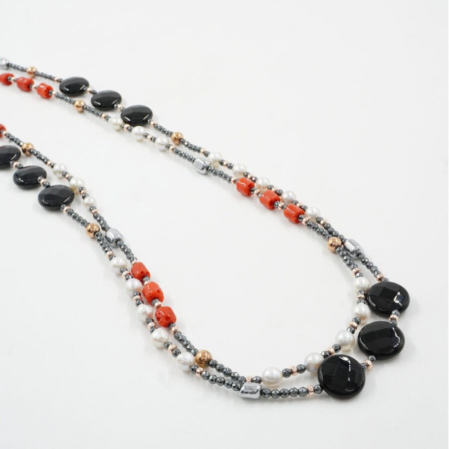 Collana Multifilo con ematite, agata nera, perla, corallo
