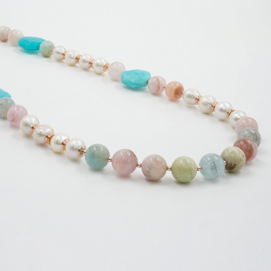 Collana con berillo, perla, amazzonite, ematite, chiusura in argento 925 – Rosato