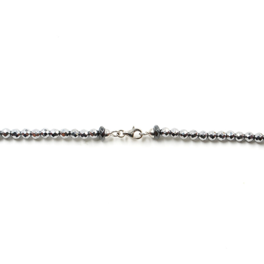 Collana con ematite, perla, chiusura in argento 925 – Rodiato - immagine 4
