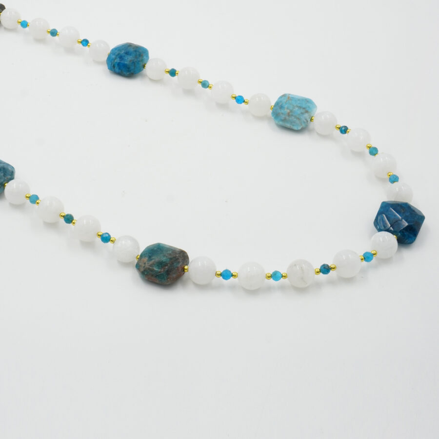 Collana pietra di Luna bianca, apatite, ematite, chiusura in argento 925 – Dorato