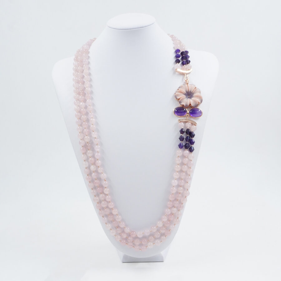 Collana Multifilo con quarzo rosa, ametista, ematite, fiore di pietra dura, chiusura in argento 925 - Rosato