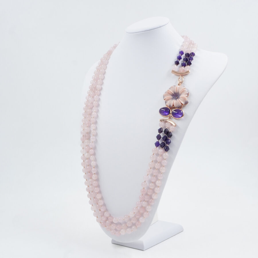 Collana Multifilo con quarzo rosa, ametista, ematite, fiore di pietra dura, chiusura in argento 925 - Rosato - immagine 2