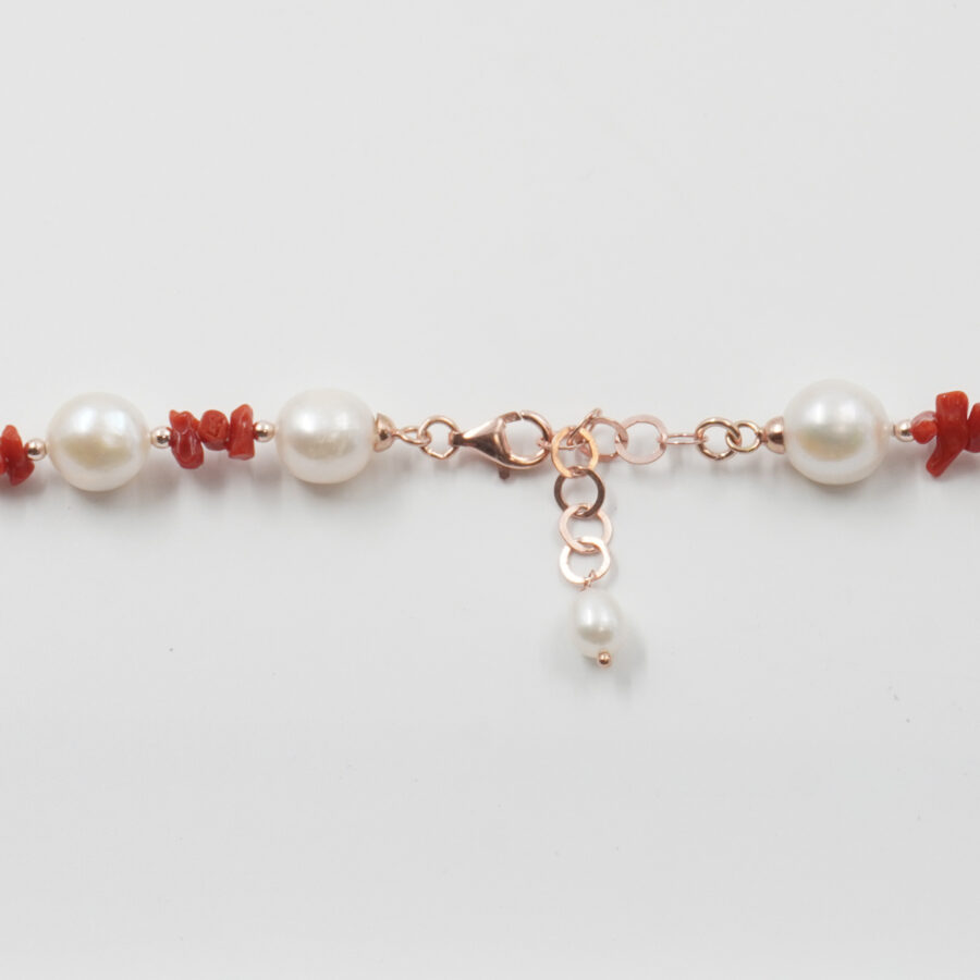 Collana con perla, corallo, ematite, chiusura in argento 925 – Rosato - immagine 3