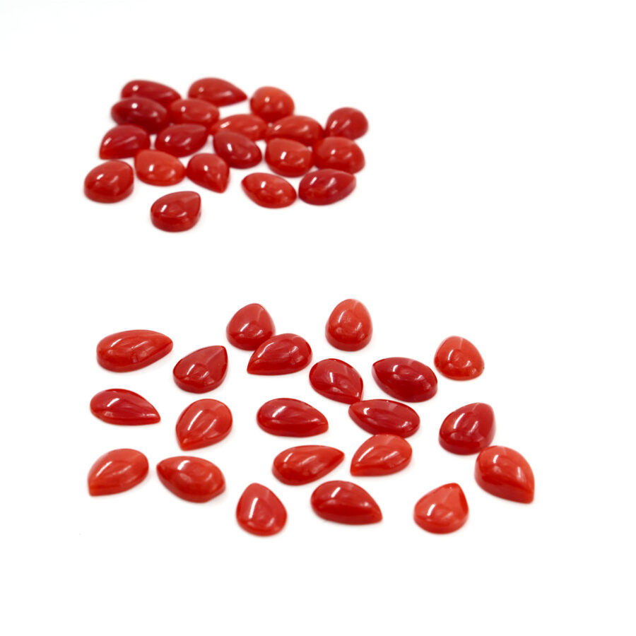 Corallo Mediterraneo Cabochon Goccia da 3x5mm a 7x11mm